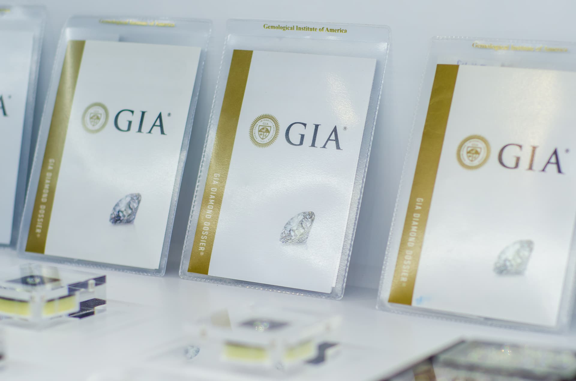 Diamonds to sell in Tel Aviv